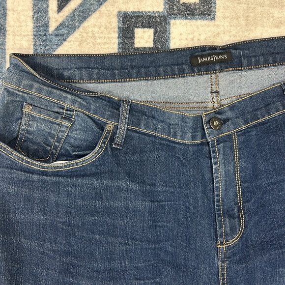 James Jeans Stretch Medium Wash Denim Jeans Size 24 Plus - Picture 2 of 5